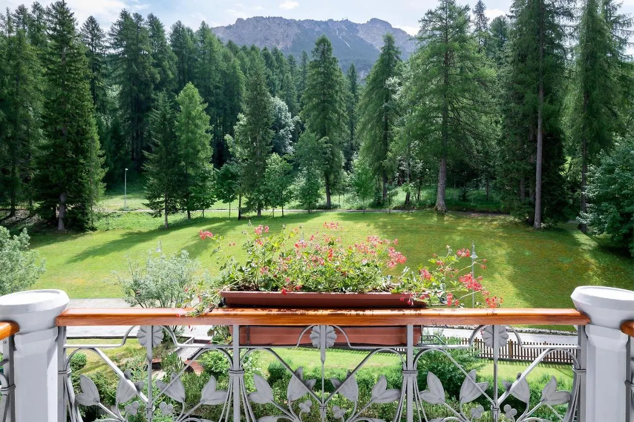 ***** Hotel Cristallo, A Luxury Collection Resort & Spa, Cortina D 'Ampezzo Cortina d'Ampezzo Italy