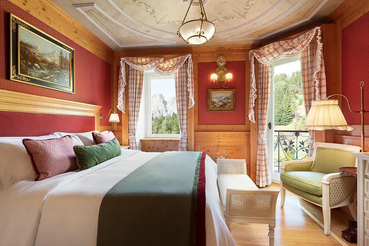 ***** Hotel Cristallo, A Luxury Collection Resort & Spa, Cortina D 'Ampezzo Cortina d'Ampezzo Italië